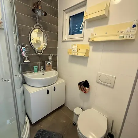 Shabby Chic Coastal 아파트 보디체